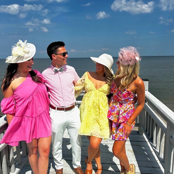 Meet your Posher, Corinne - Picture 3 of 3